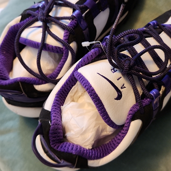 ***SOLD***Vtg 90s Nike Air Womens Shoes size 10 - Picture 2 of 9